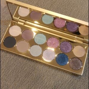 Stila Happy Hour Eyeshadow Palette